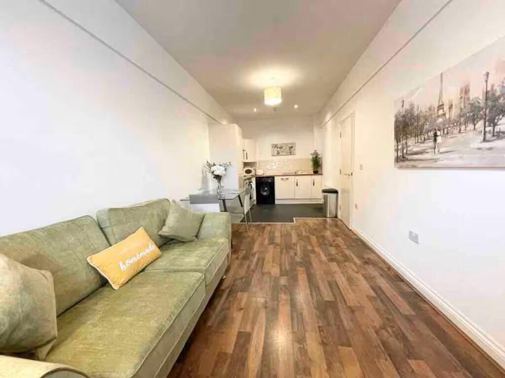 Half Edge Lane, Manchester, Greater Manchester, M30