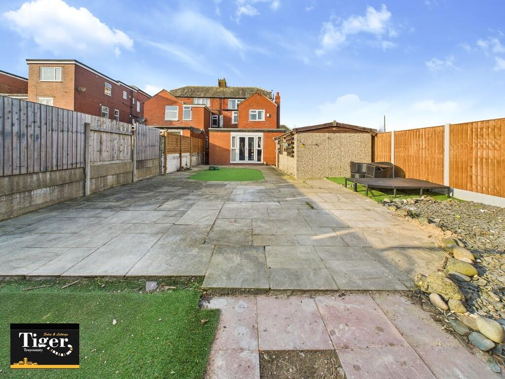 CAM02176G0-PR0509...