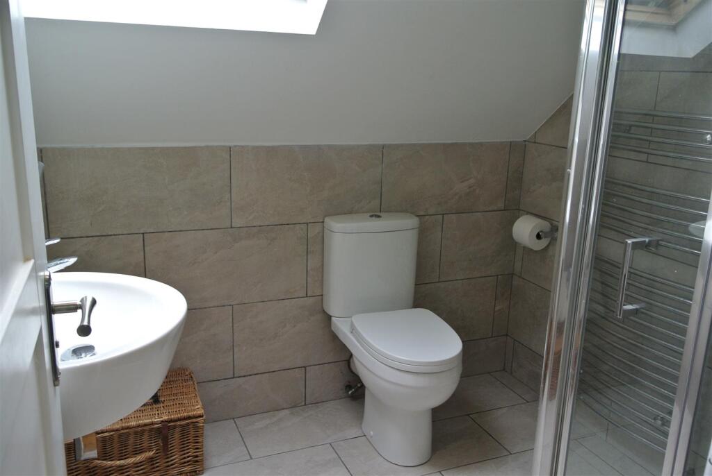 1st Floor Shower Room .JPG