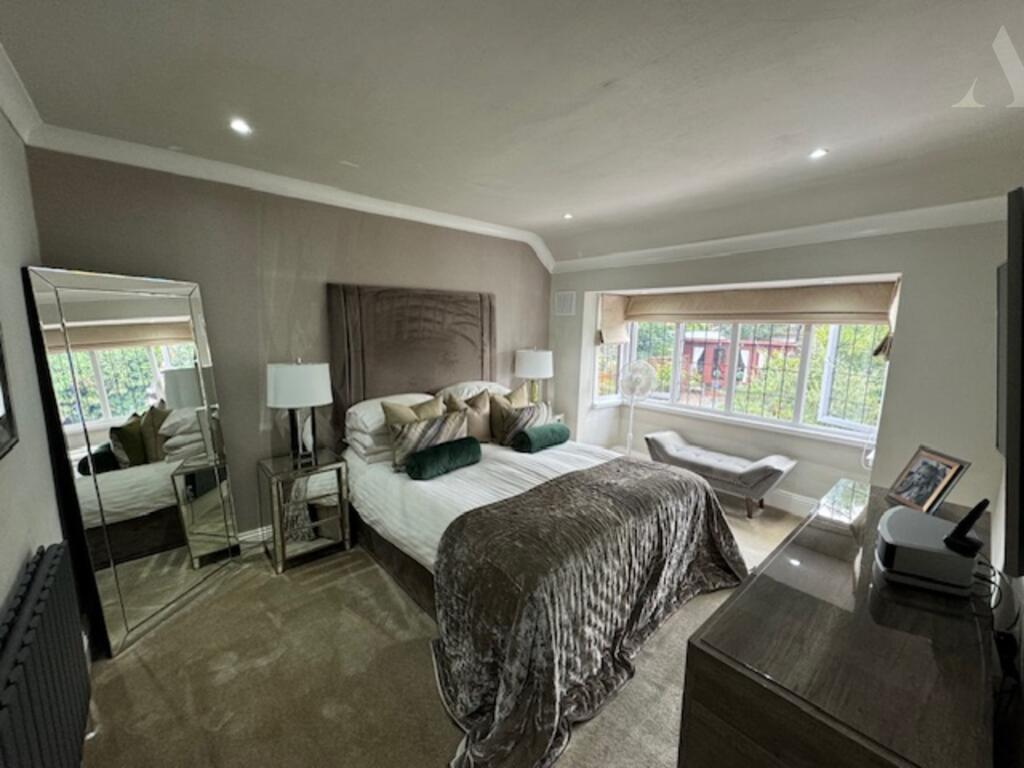 377 barrows lane bedroom 1