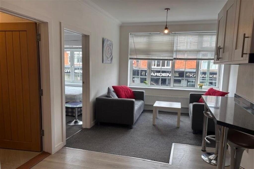 3 bedroom First Floor Flat in Bournemouth