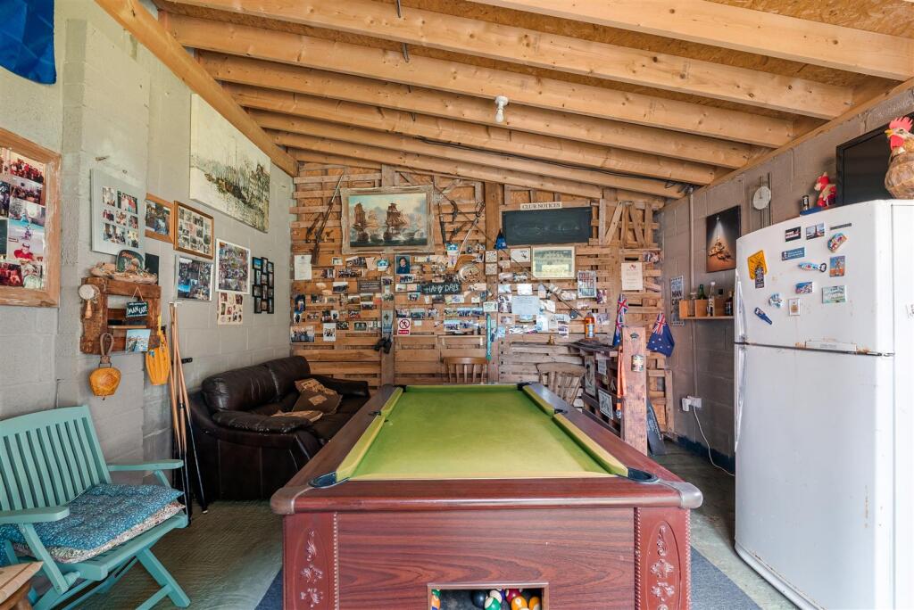 External Games Room