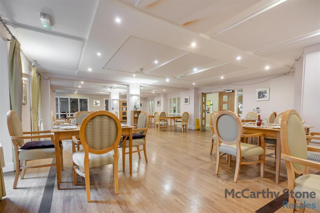 8672543-interior14.jpg