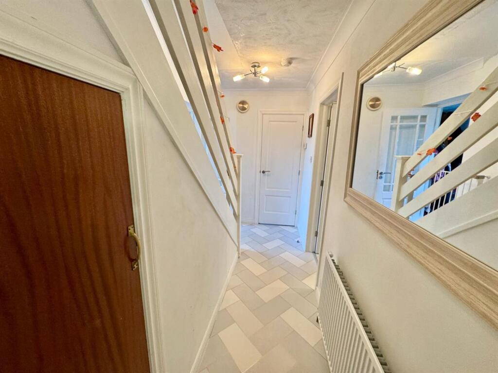 PHOTO-2025-12-08-10-13-04 (5).jpg