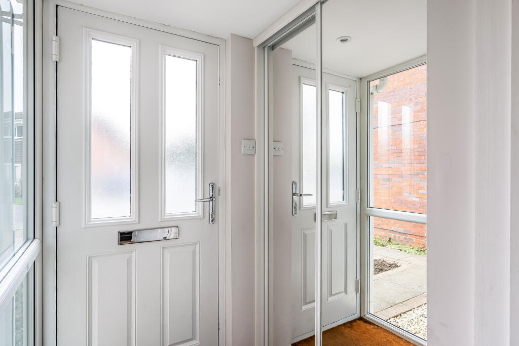 62-Chesterfield-Drive-19