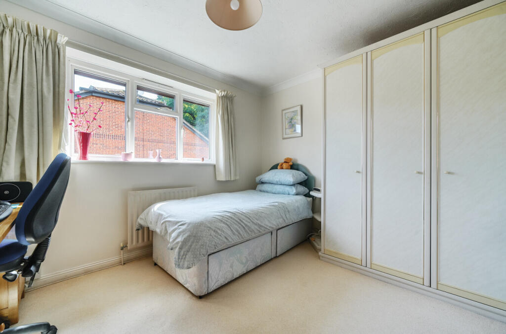 1355251-35-68da80...