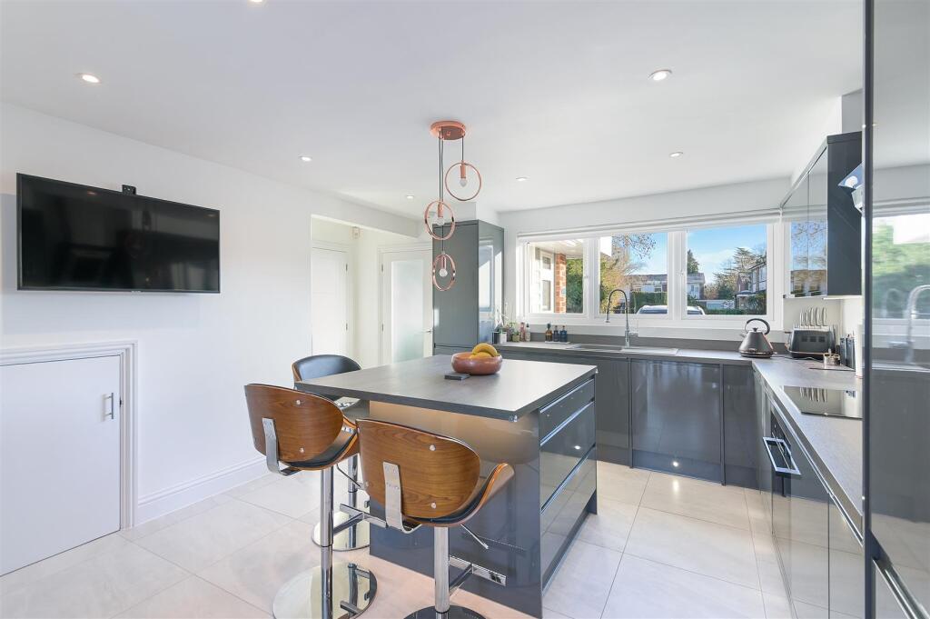 THE GABLES,7 - (2).jpg