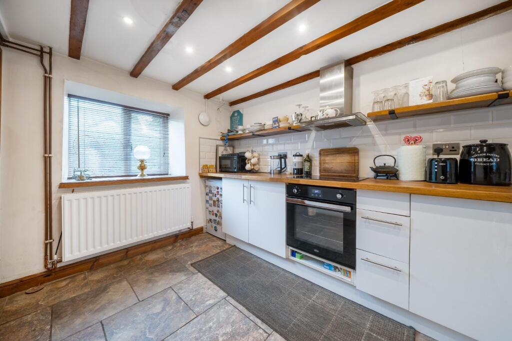 Kitchen corner.jpg
