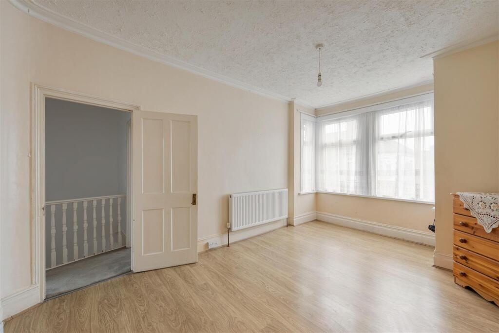 Theobald Road, E17