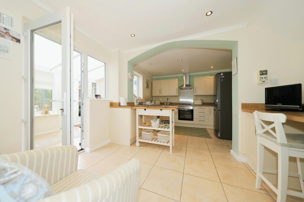 Breakfast Kitchen