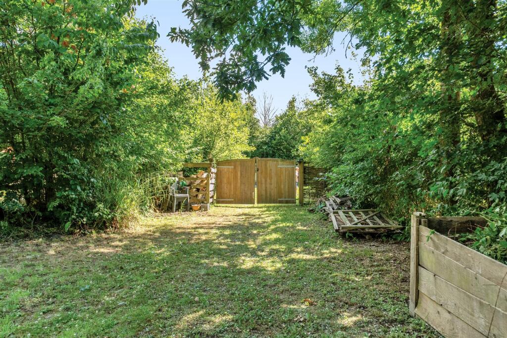 Paddock Parking Area