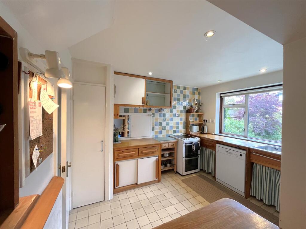 IMG_8768 new kitchen.JPG