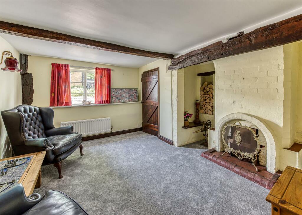 48 Dean Street-family room.jpg