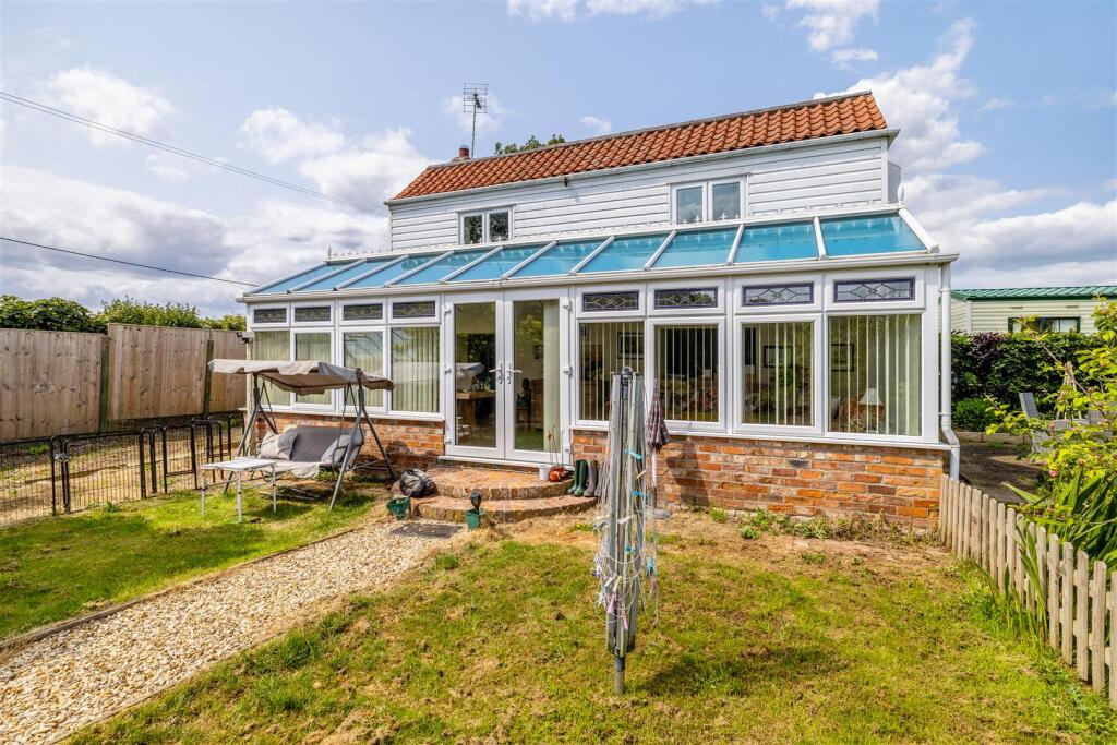 Rosy Cottage (Sibsey)-26.jpg