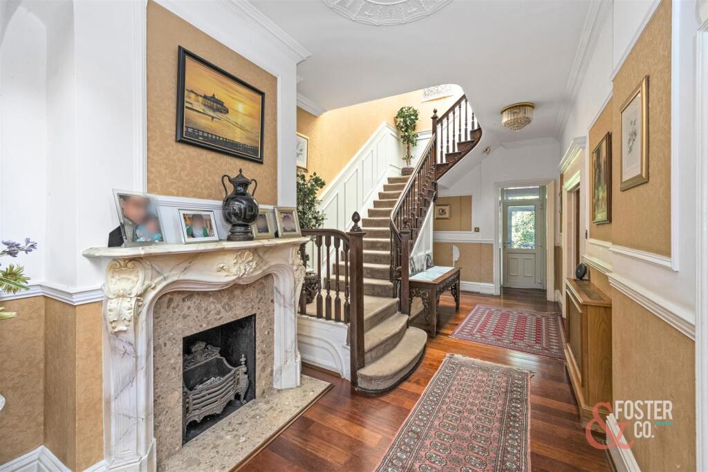 Dyke Road Avenue, 28_019.JPG