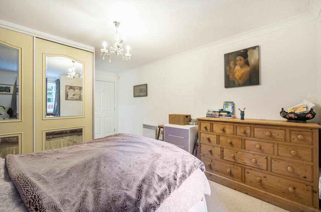 1363104-9-68e5475...