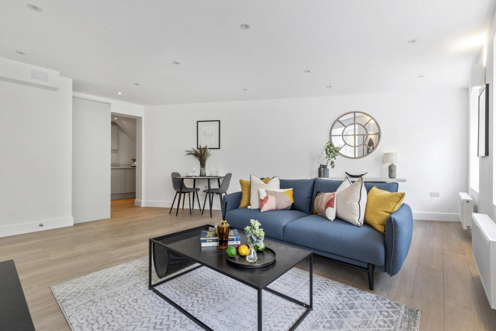 1-Bedroom Show Apartment