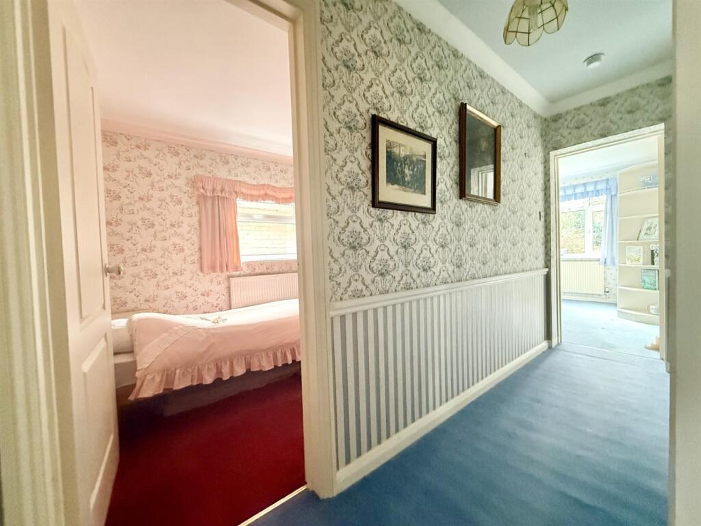 BedroomHallway.jpg