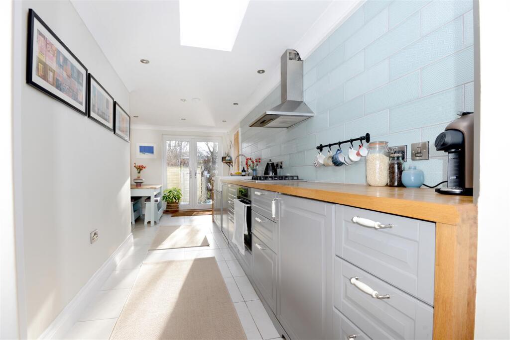 Kitchen.jpg