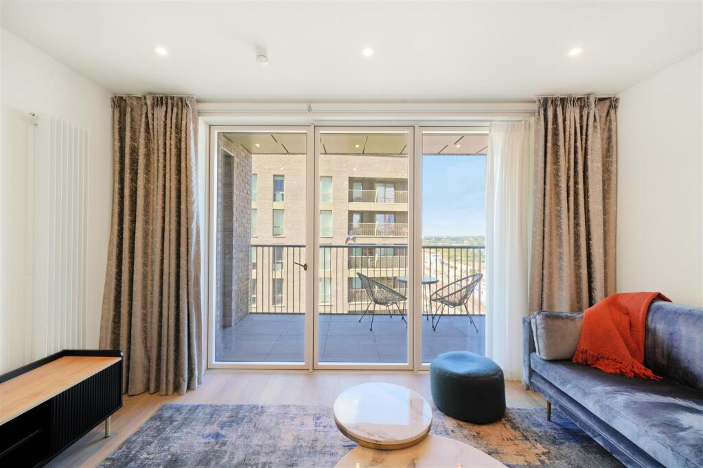 69 Silverleaf House, 1 Heartwood Boulevard - fjzAq