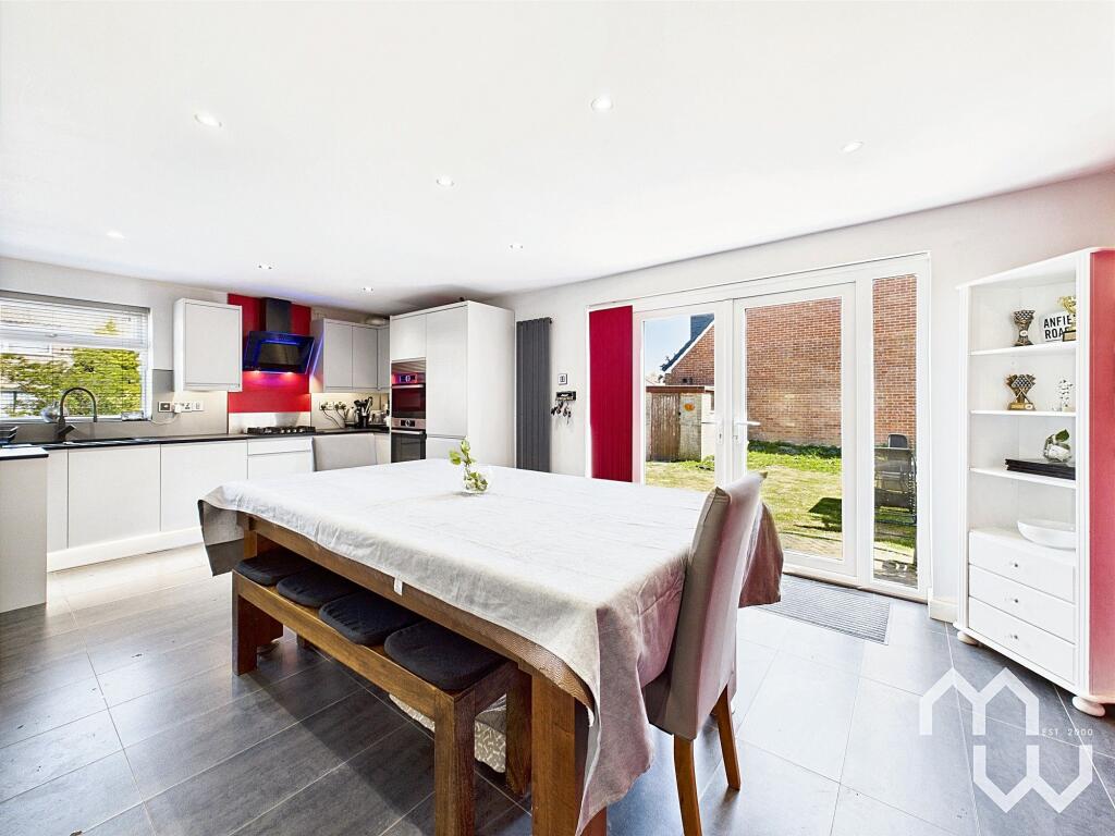 Kitchen Diner