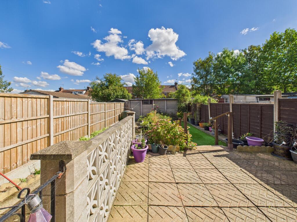 CAM05192G0-PR0152-STILL004