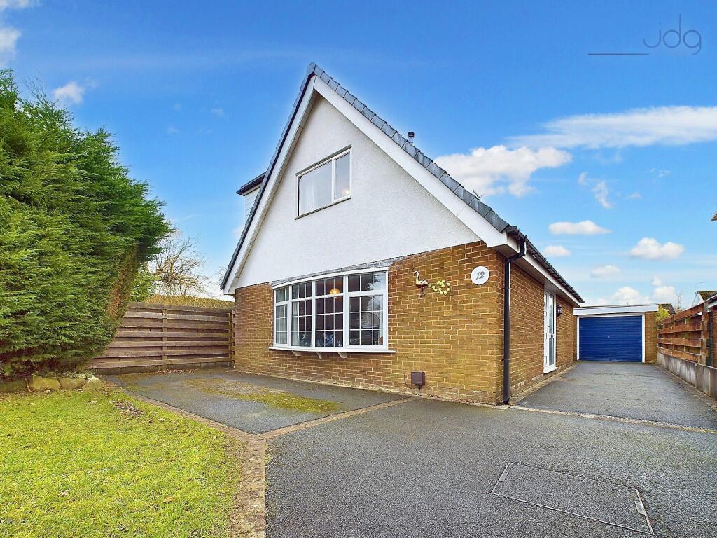 Welcome to Knowe Hill Crescent