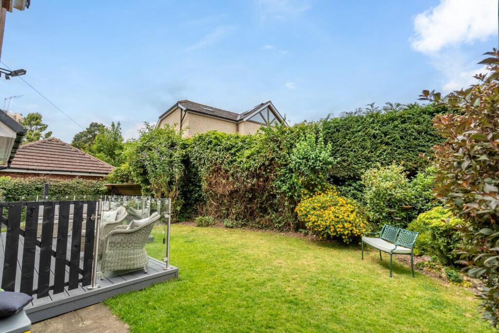 manor farm close-26.jpg