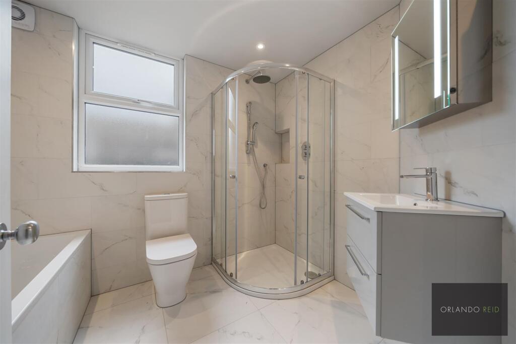 182B Dunstans Road SE22 0ES-3.jpg