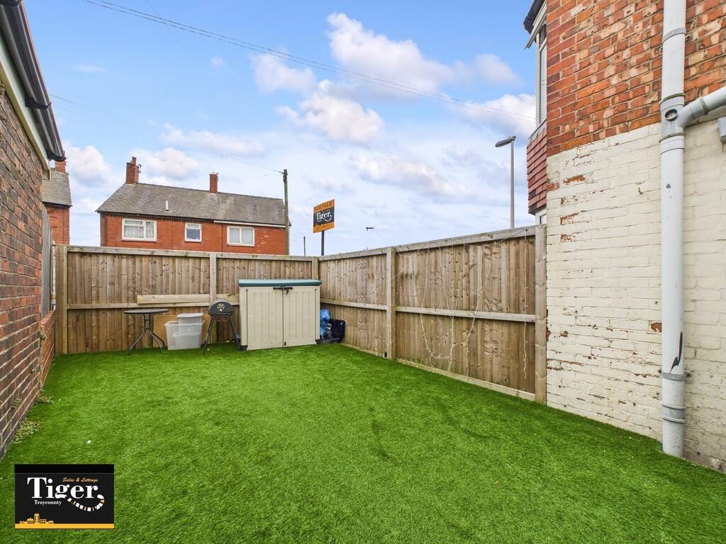 CAM02176G0-PR0517...