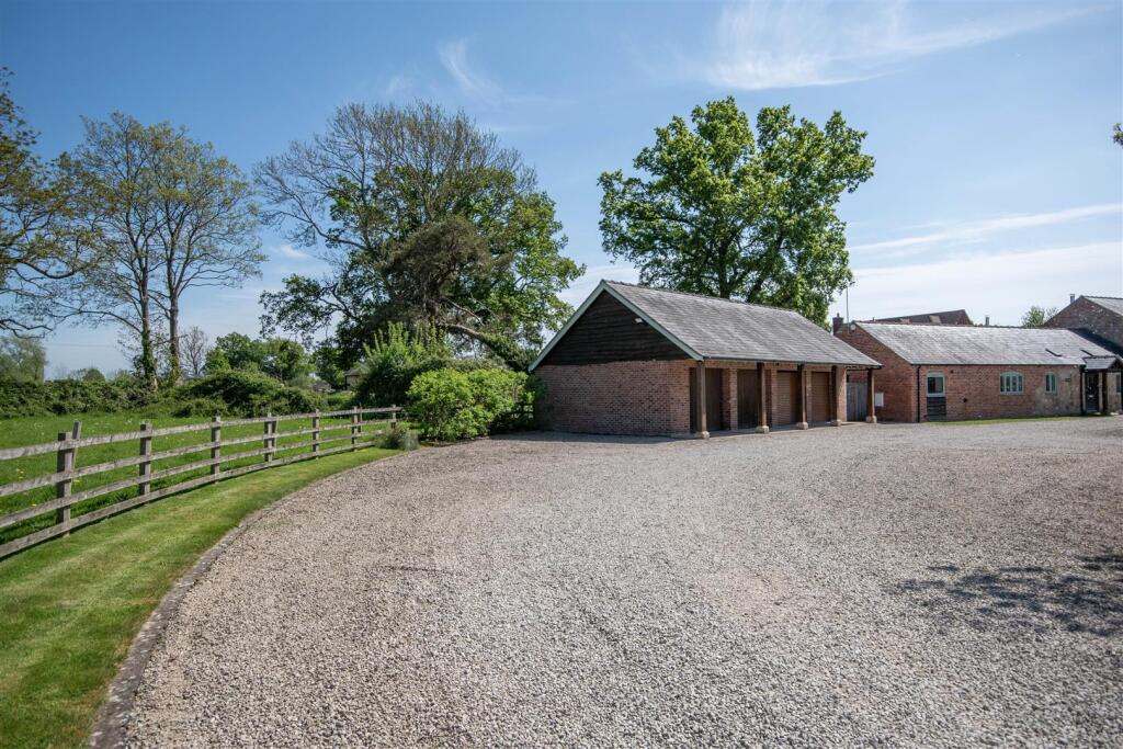 Additional Photograph