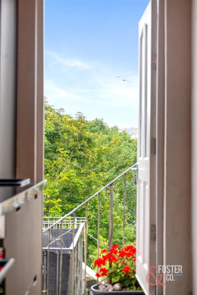 St Catherines Terrace, 1 Flat 4-024.jpg