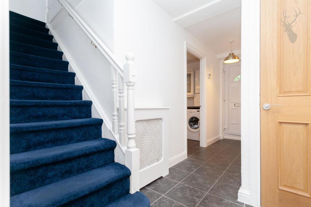 Sheffield Square (11).jpg