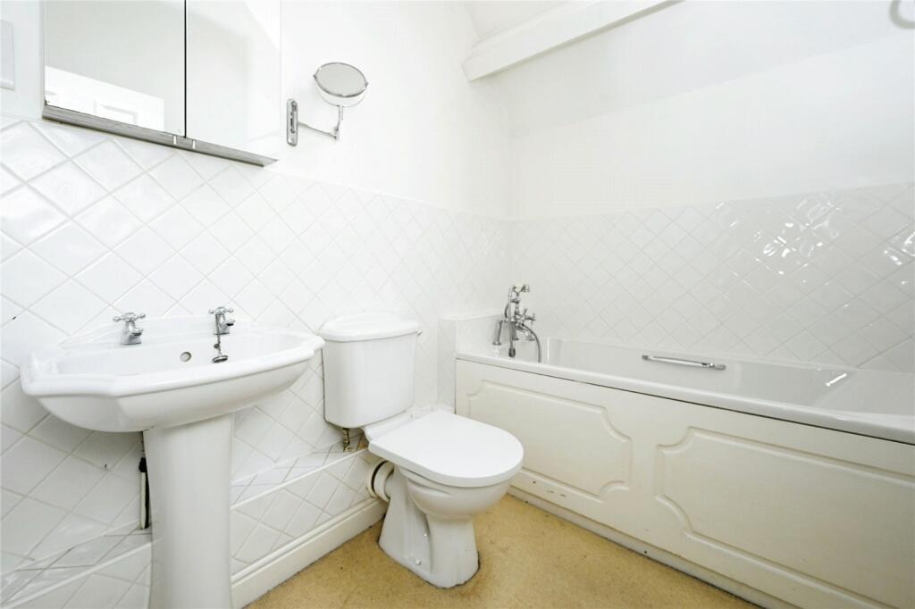 Ensuite Bathroom