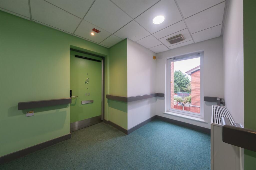 53 Hazelmere-018.jpg