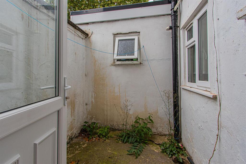 Glynrhondda Street 1, 1-7.jpg