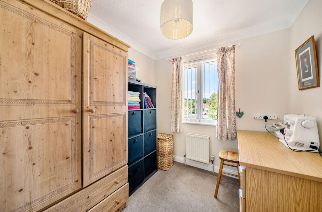 1327212-6-6880f68...