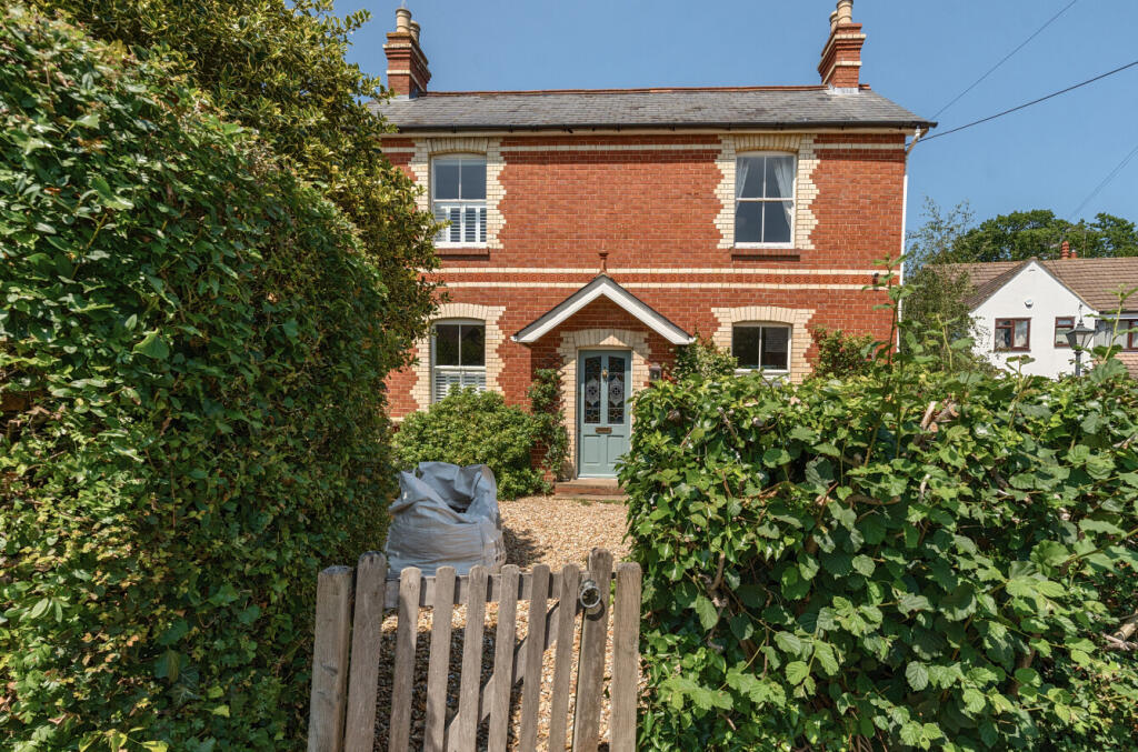 1305248-7-685411f...