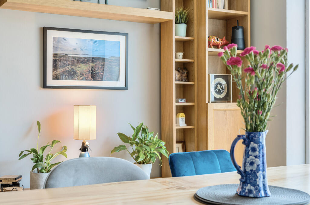 1301832-15-684048...