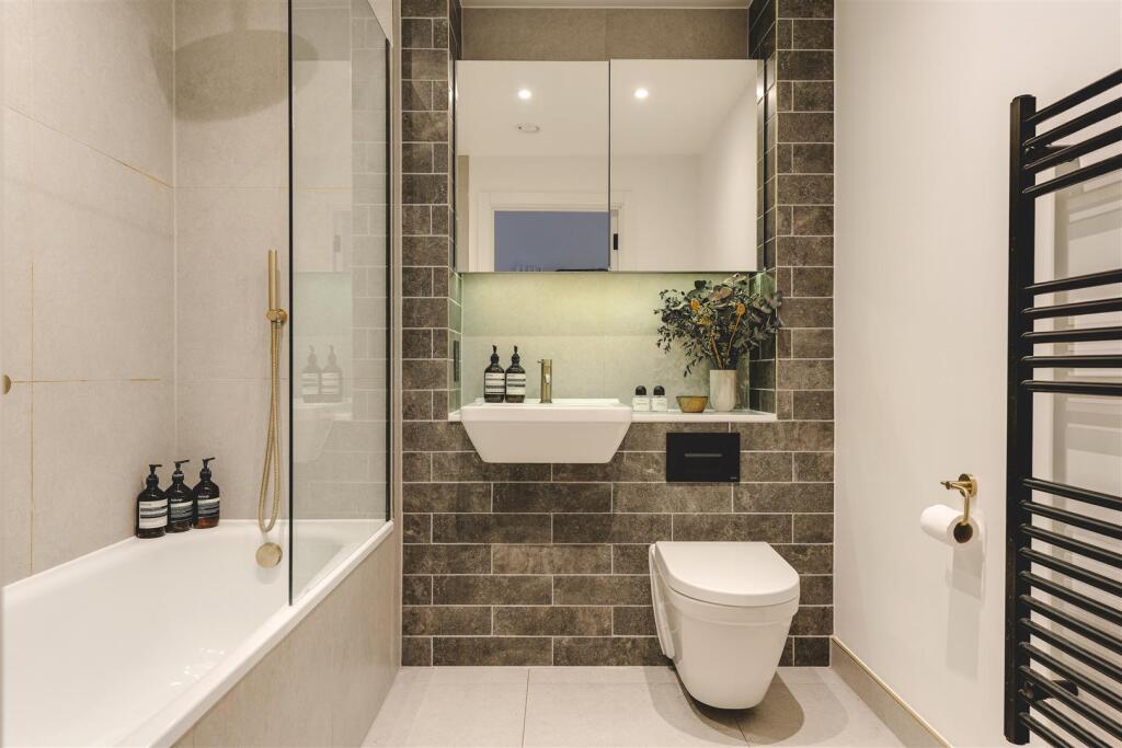 The Hatch Building-1.jpg