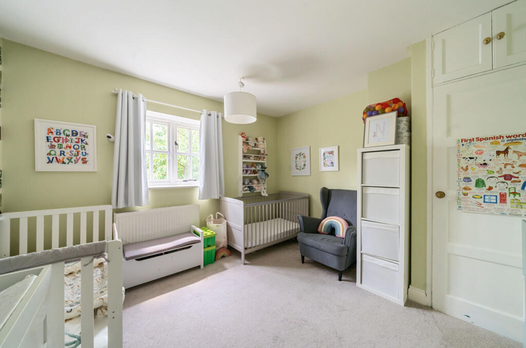 1305278-8-6841498...