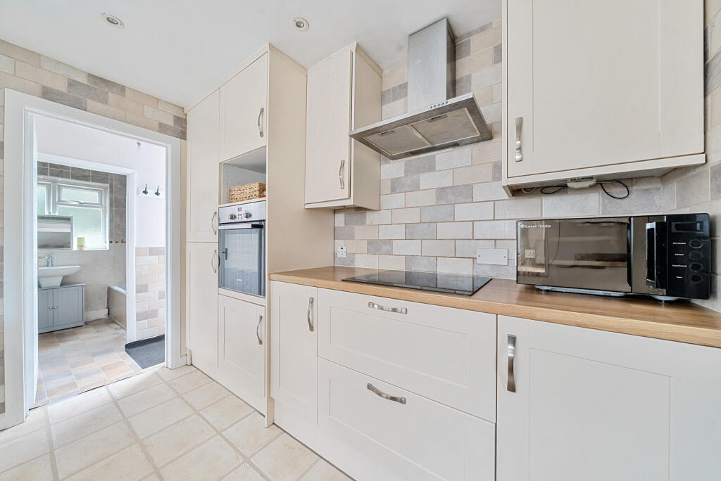 1302009-18-684179...