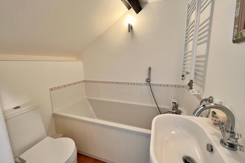 Bedroom 2 En-Suite