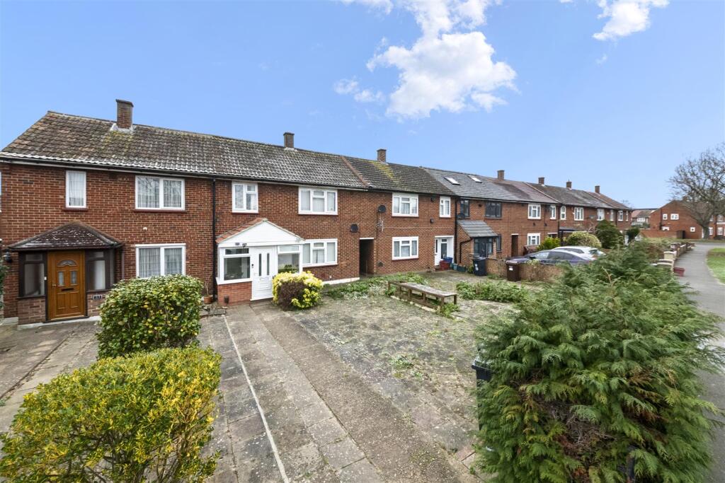 Cobham Road, Heston