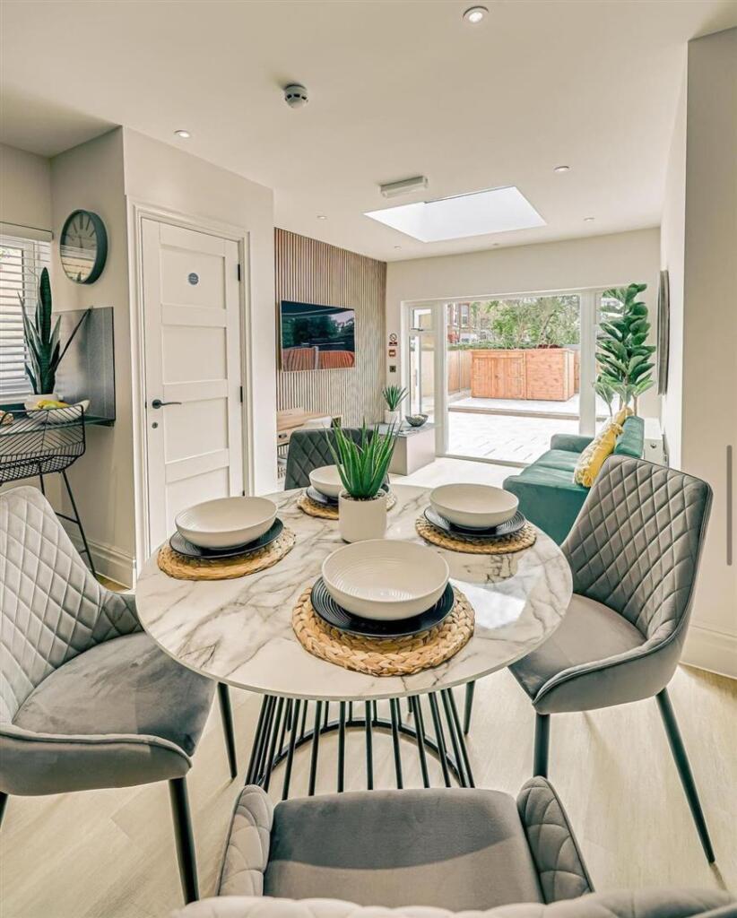 WhatsApp Image 2024-05-10 at 12.09.21.jpeg