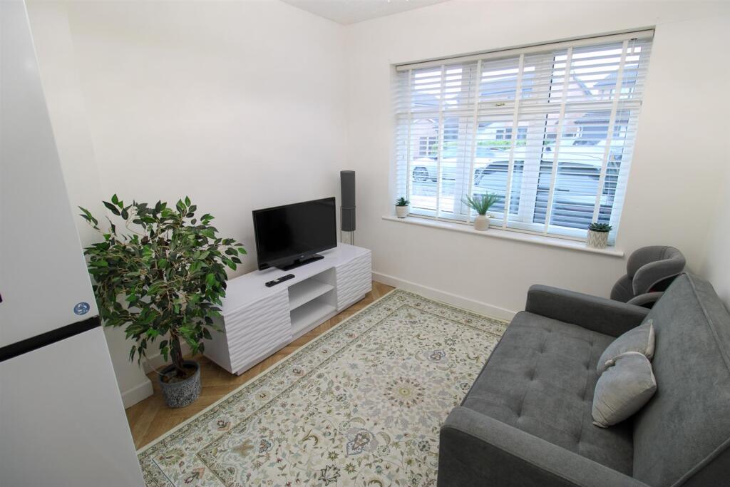 Sitting Room:Study .jpg