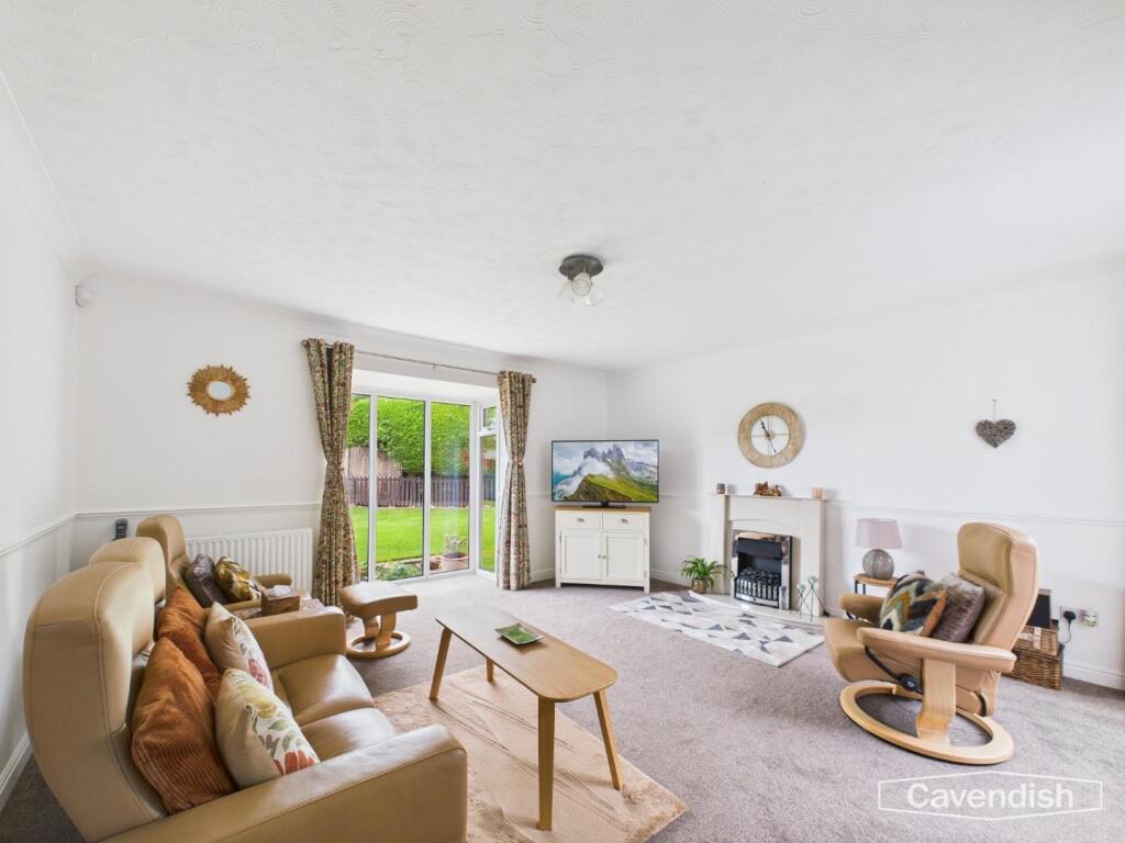 Living Room/Dining Room