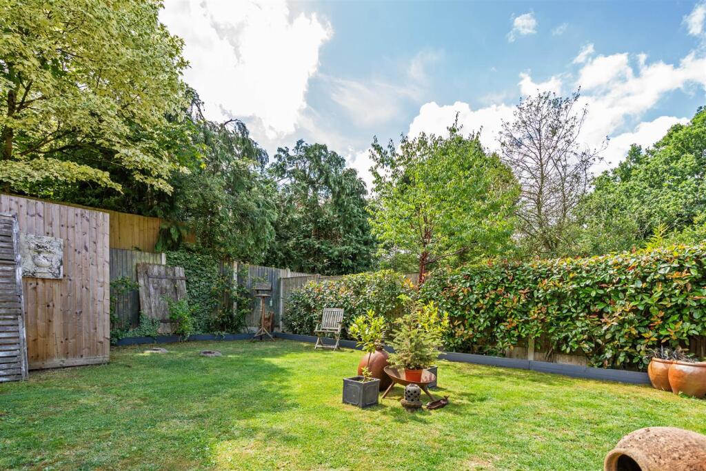 6 Webb Grove_4.jpg