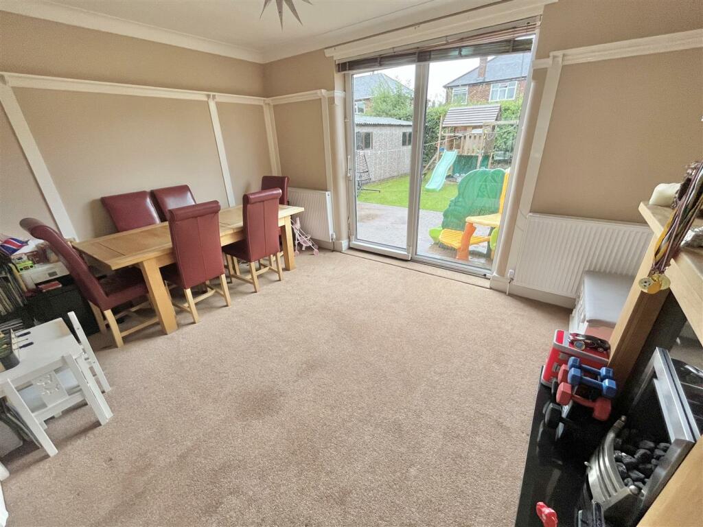 Dining Room.jpg