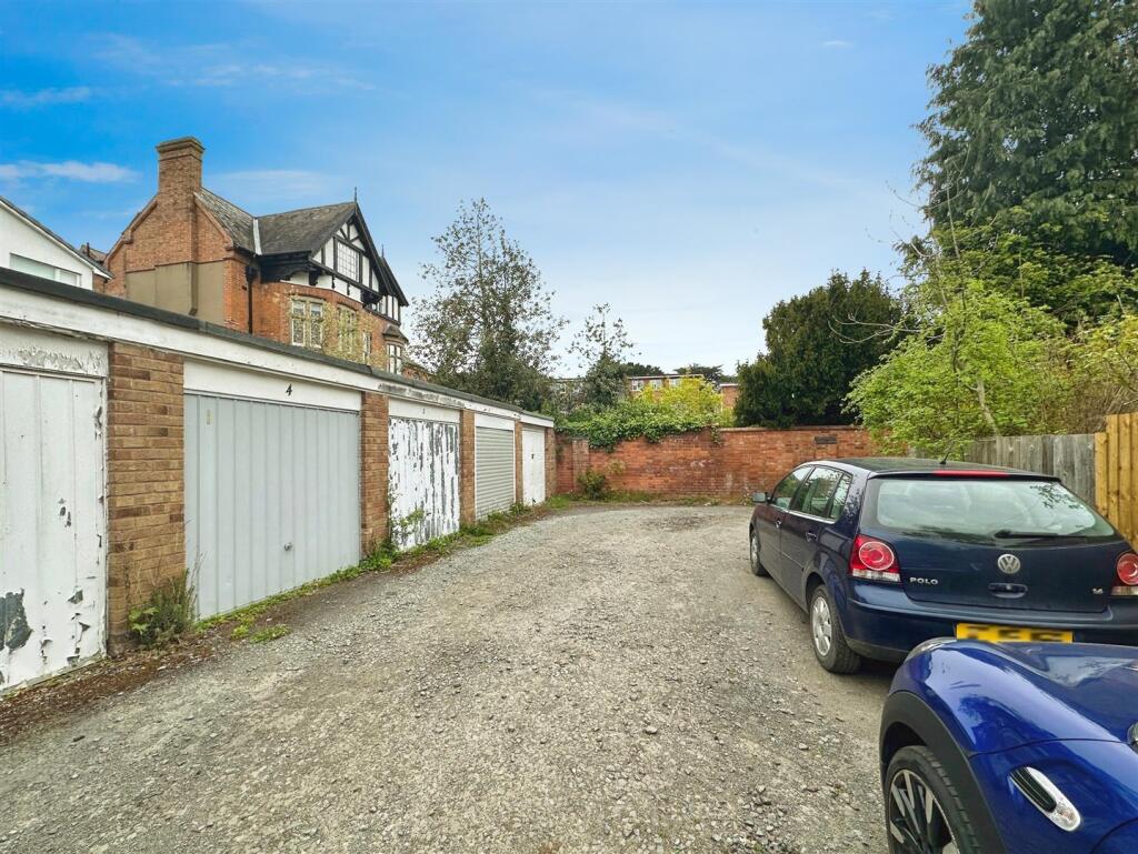 229e13fc-5-4B04-9CD1-6E389EA651BA-5195-0000024400F